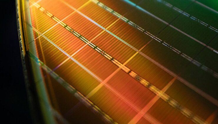 Breakthrough in Chip Manufacturing: Atomic Precision with Metallenes and Lasers